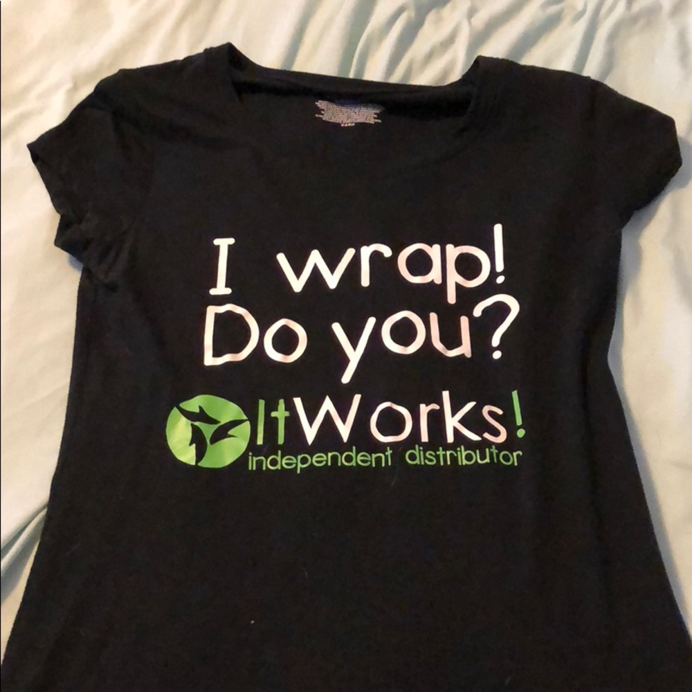 It Works ..    bundle of shirts